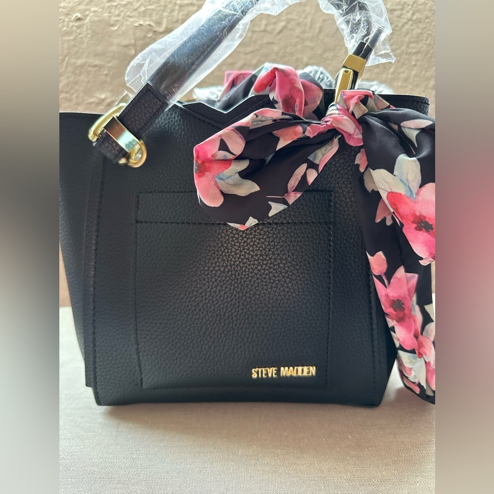 Steve Madden crossbody purse